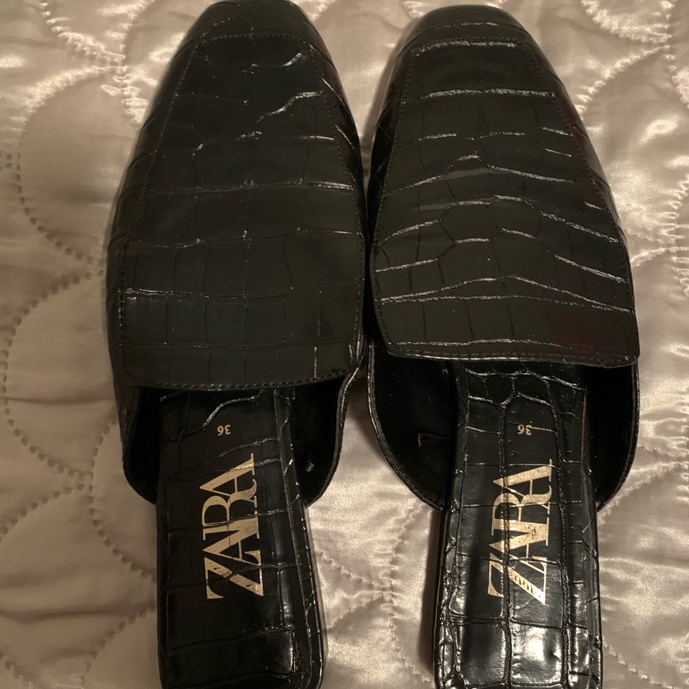 Zara slip on shoes